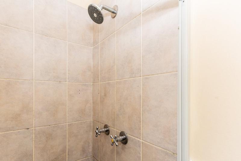 To Let 1 Bedroom Property for Rent in Parklands Western Cape
